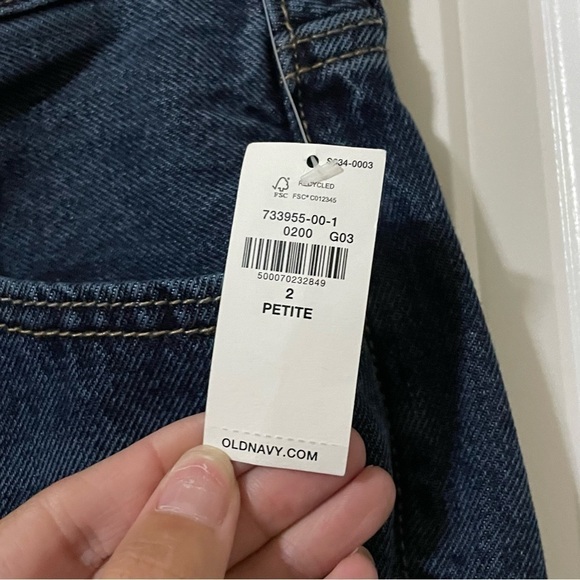 Old Navy NWT Dark Wash Distressed High-Rise Slouchy Straight Jeans - Picture 10 of 11